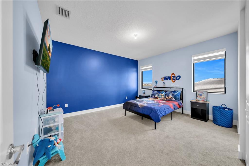 MAPLE RIDGE - Residential