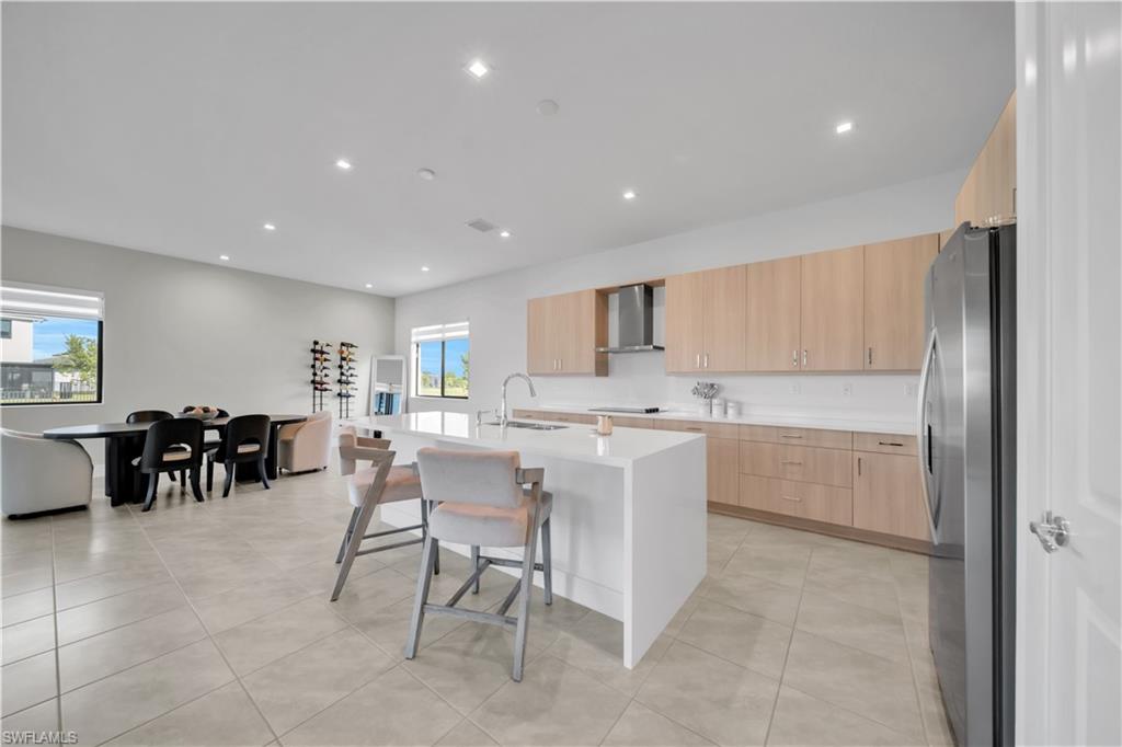 MAPLE RIDGE - Residential