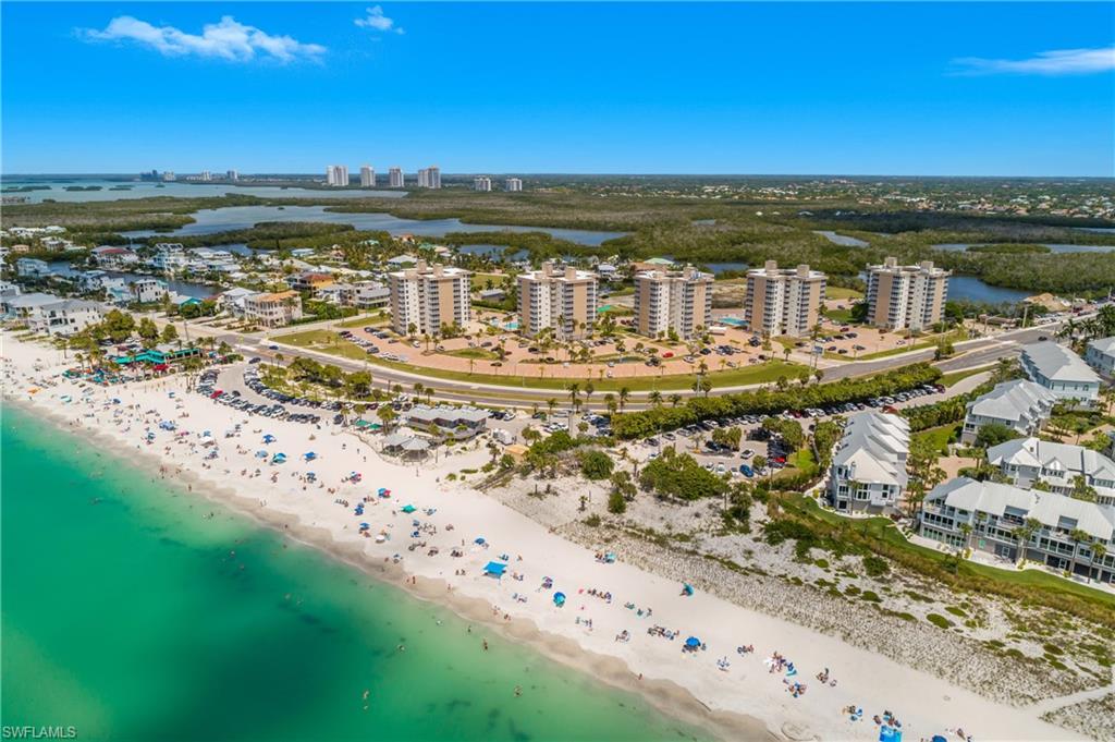 BEACH AND TENNIS CLUB - Residential