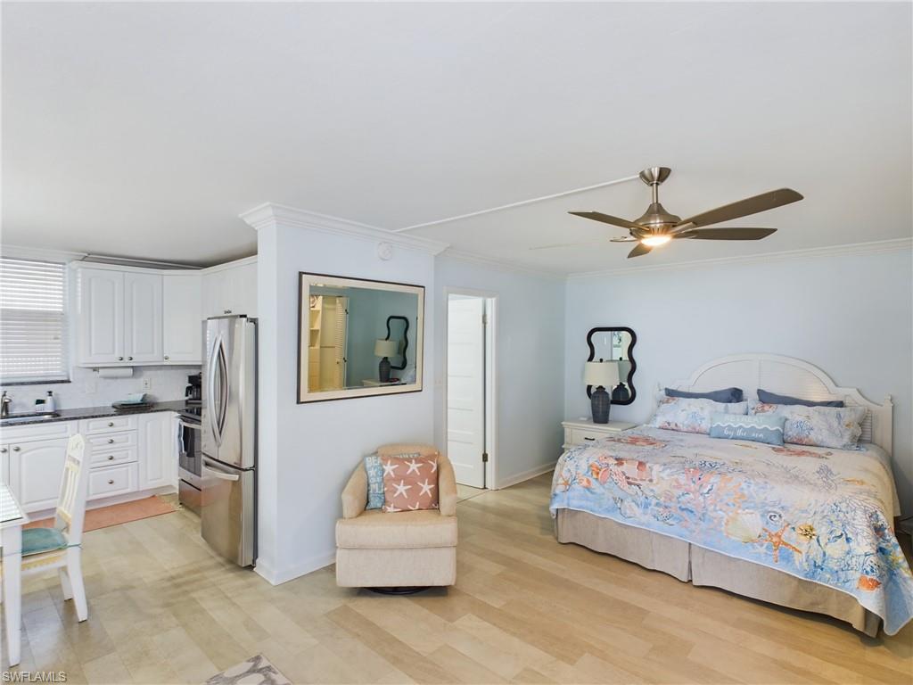 BEACH AND TENNIS CLUB - Residential