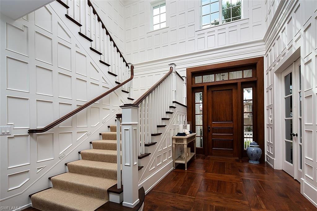 OLDE NAPLES - Residential