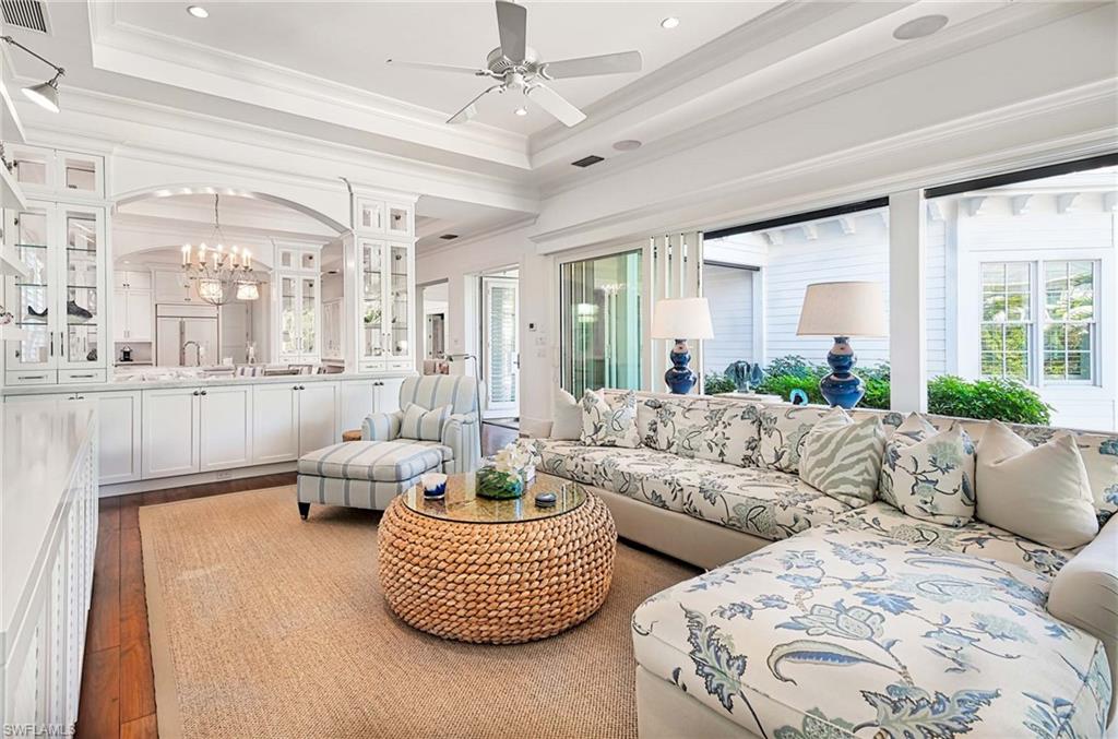 OLDE NAPLES - Residential