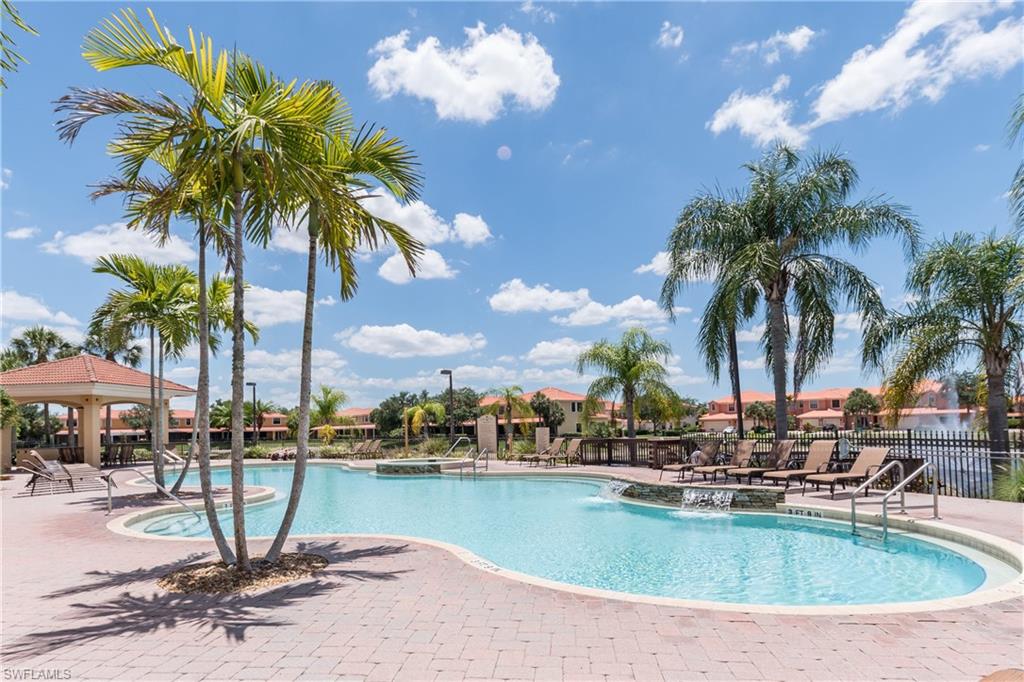 SUMMIT PLACE - Residential