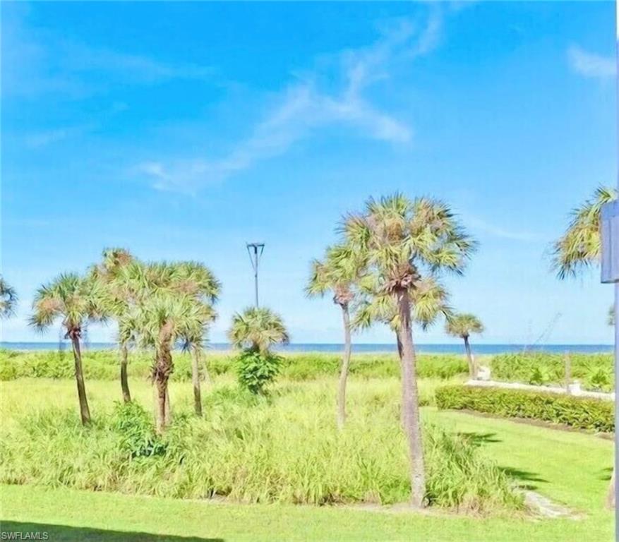 BEACH VILLAS CONDO - Residential