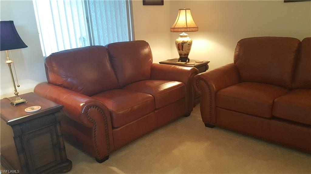 ANDOVER SQUARE - Residential