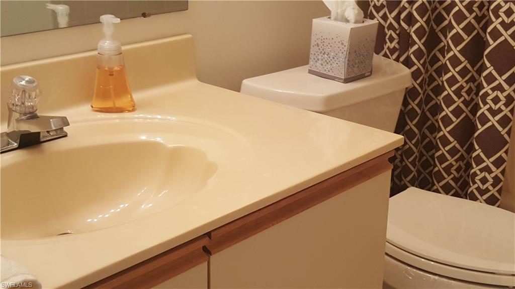 ANDOVER SQUARE - Residential