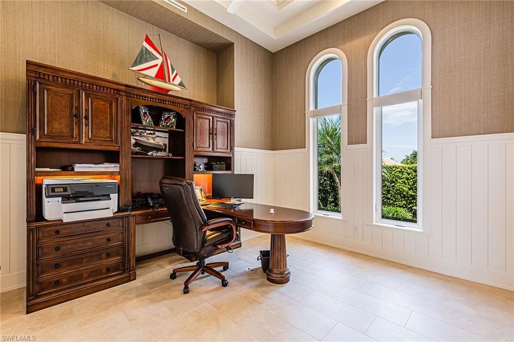 MARCO BEACH - Residential