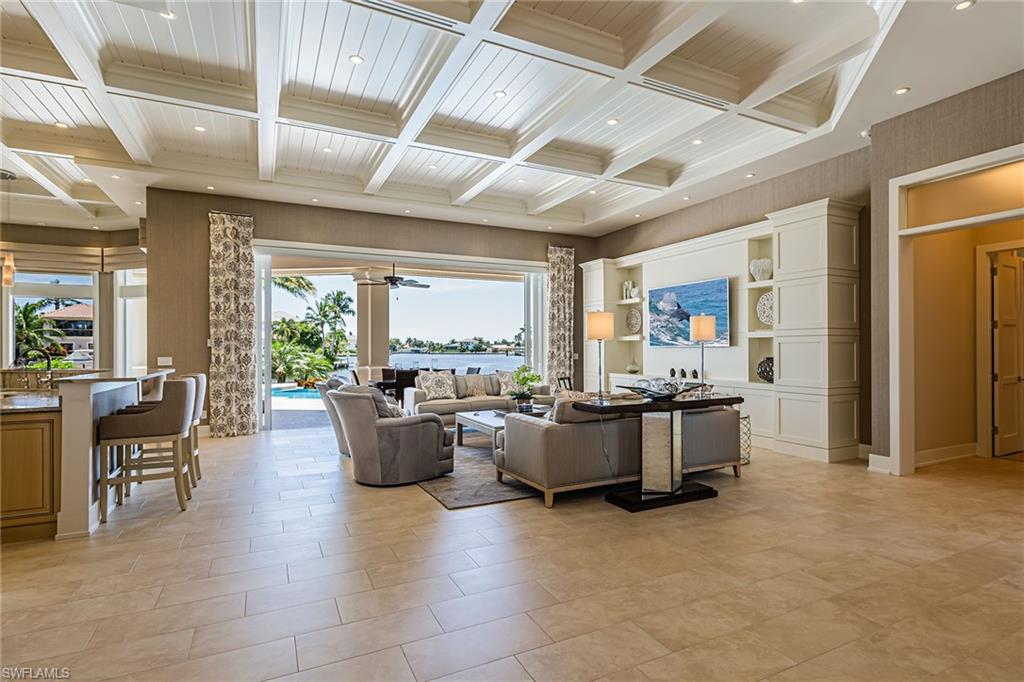 MARCO BEACH - Residential