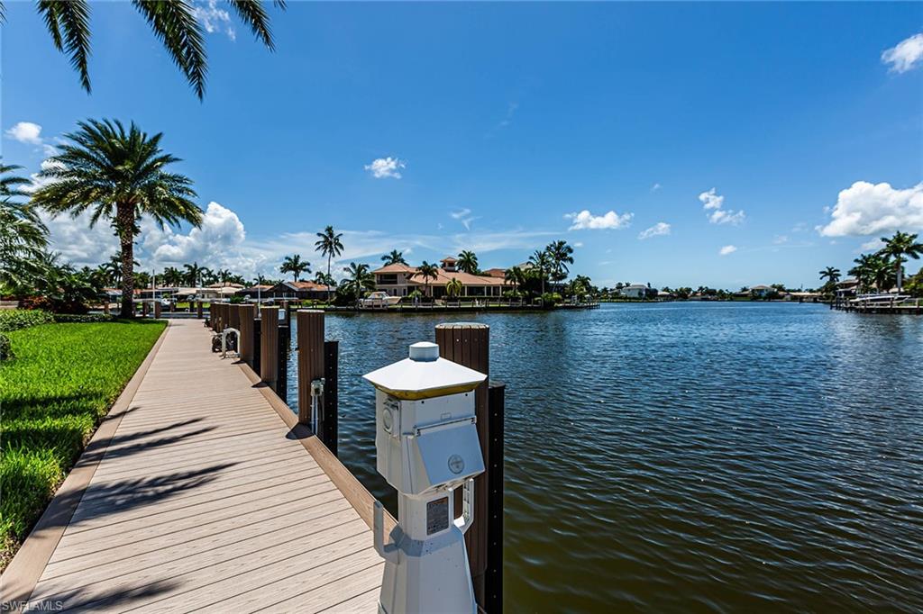 MARCO BEACH - Residential