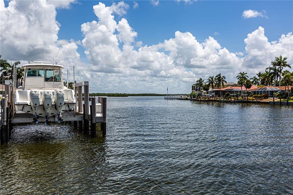 MARCO BEACH - Residential