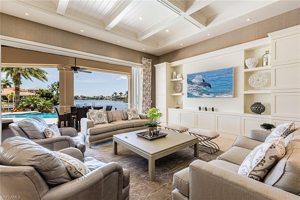 MARCO BEACH - Residential