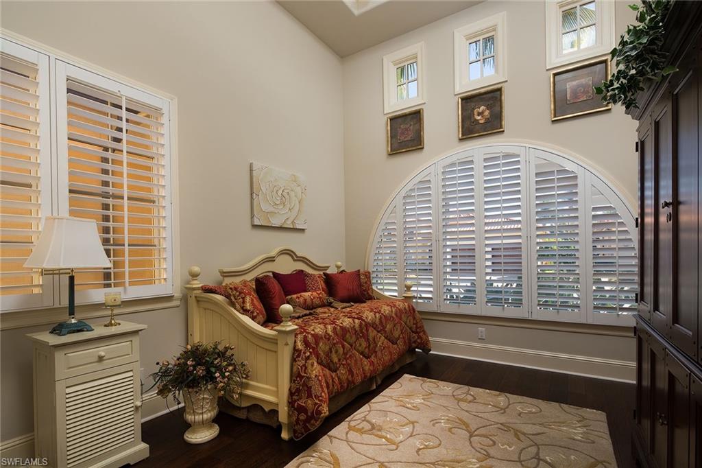 SERAFINA AT TIBURON - Residential