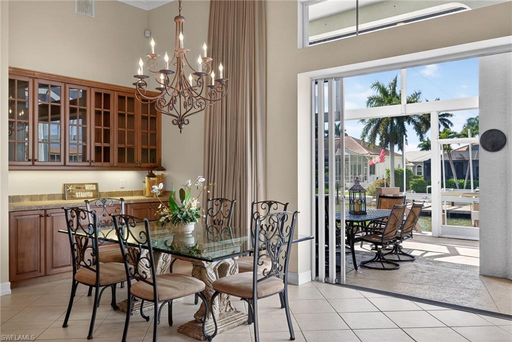 MARCO BEACH - Residential