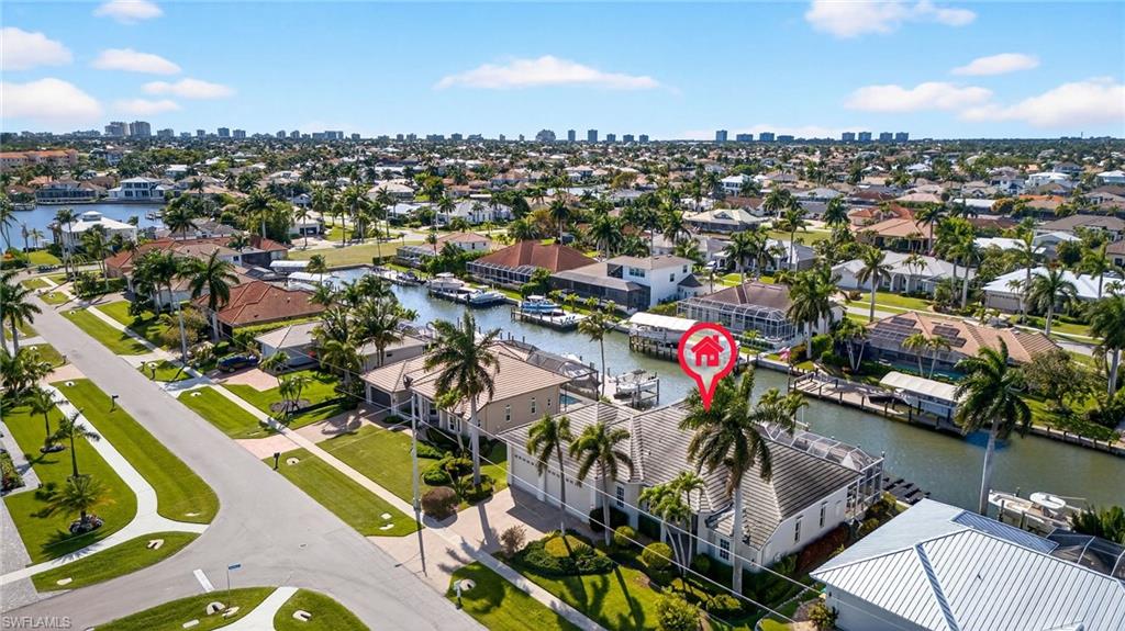 MARCO BEACH - Residential