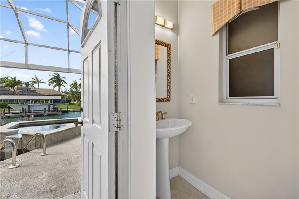 MARCO BEACH - Residential