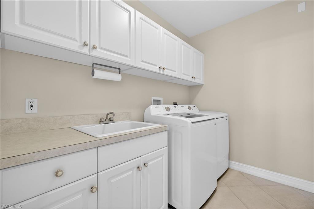 MARCO BEACH - Residential