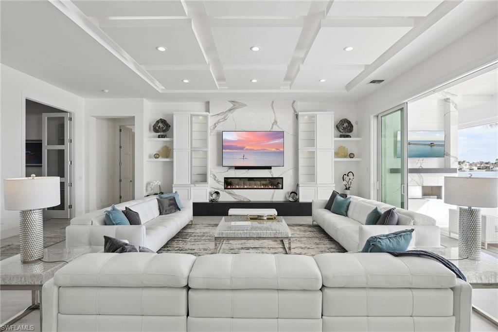 MARCO ISLAND - Residential