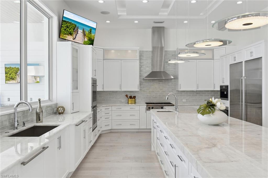 MARCO ISLAND - Residential