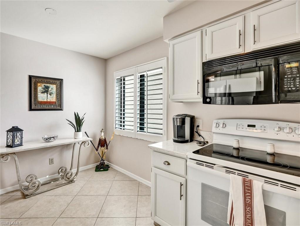 COUNTRYSIDE CONDOS - Residential