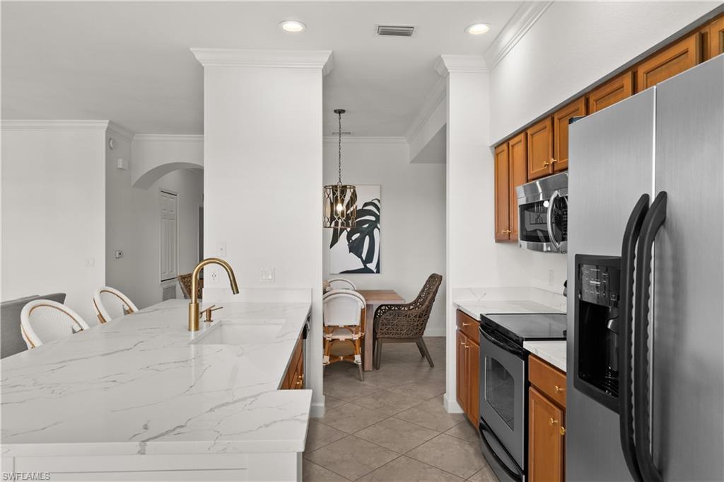 HERITAGE BAY - Residential Lease