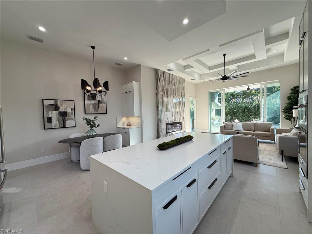 NAPLES PARK - Residential