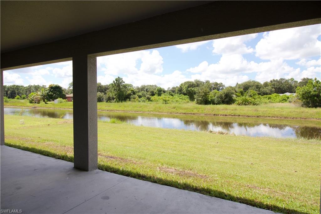 MIRROR LAKES - Residential