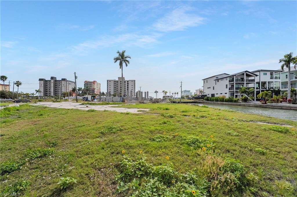 ISLAND SHORES - Land