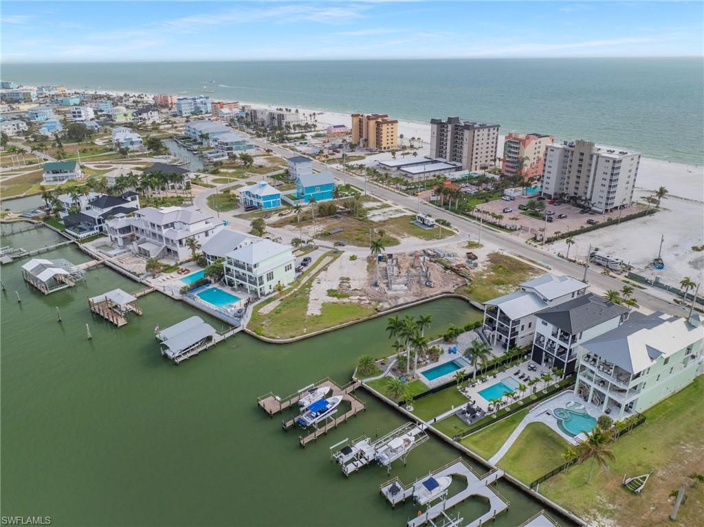 ISLAND SHORES - Land