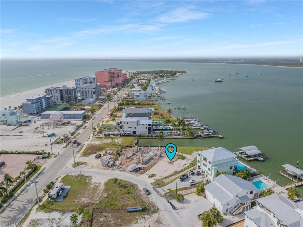 ISLAND SHORES - Land