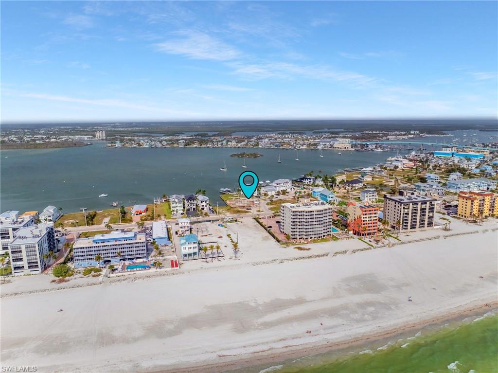 ISLAND SHORES - Land