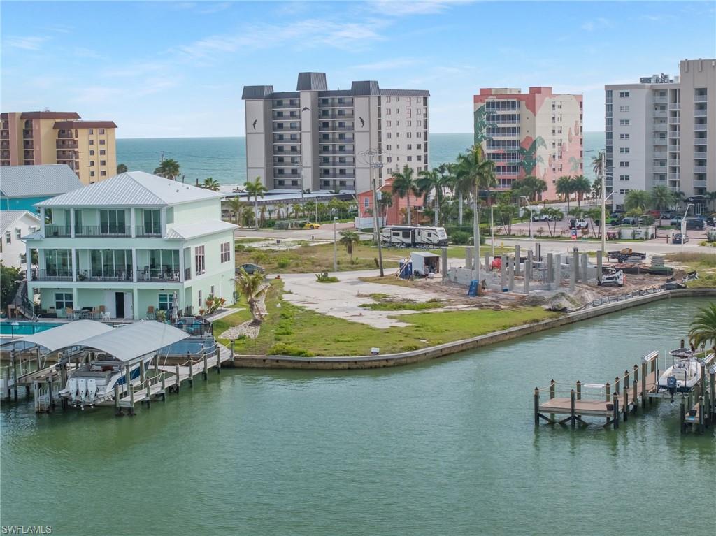 ISLAND SHORES - Land