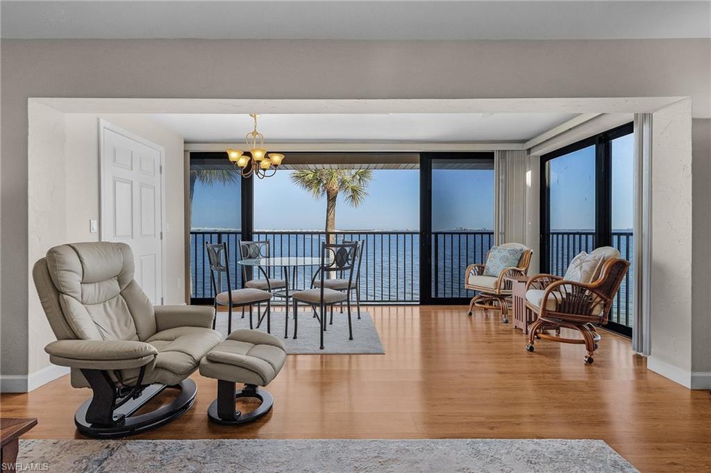 MARINER POINTE CONDO - Residential