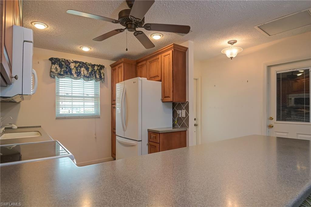 MYERLEE PARK NORTH CONDO - Residential