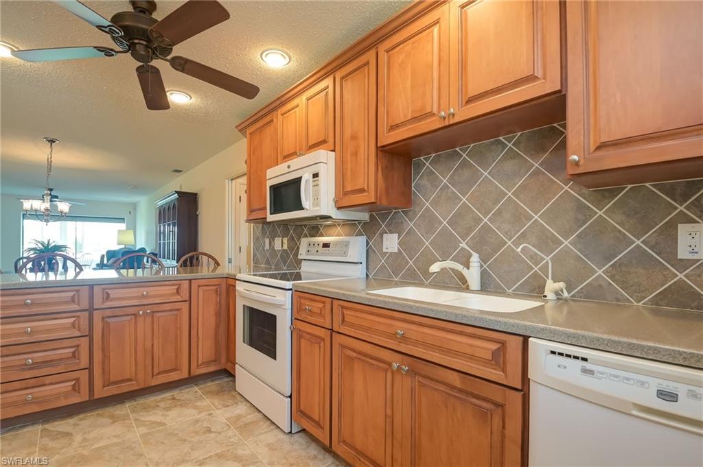 MYERLEE PARK NORTH CONDO - Residential