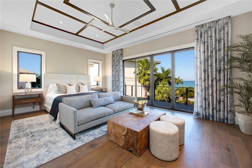 BAREFOOT BEACH - Residential