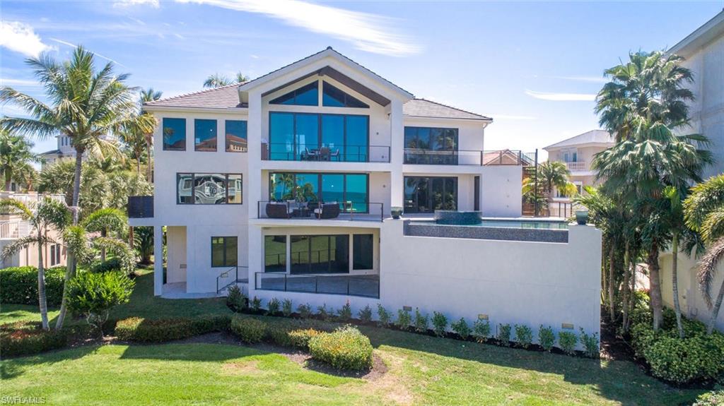 BAREFOOT BEACH - Residential