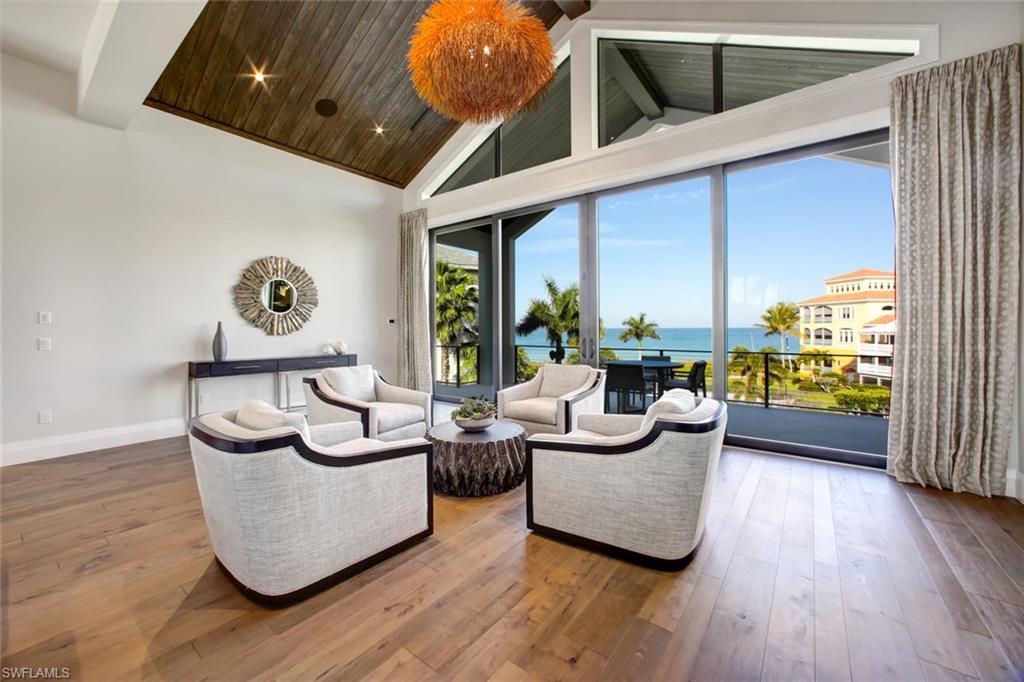 BAREFOOT BEACH - Residential