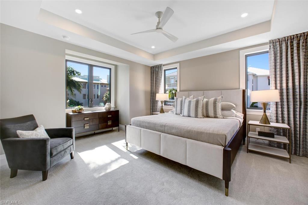 BAREFOOT BEACH - Residential