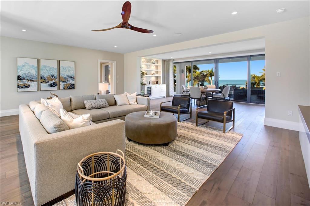 BAREFOOT BEACH - Residential