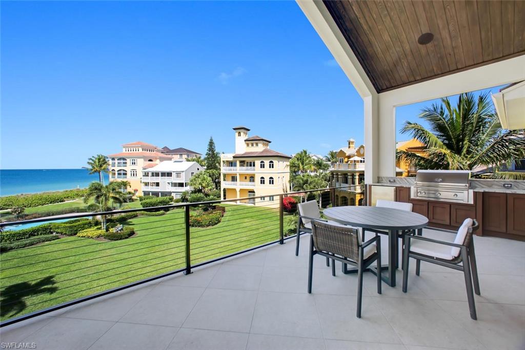 BAREFOOT BEACH - Residential