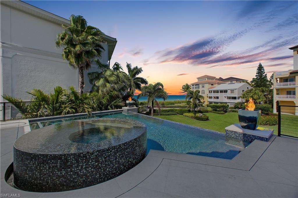 BAREFOOT BEACH - Residential