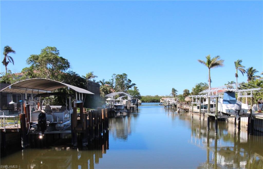 LITTLE HICKORY SHORES - Residential