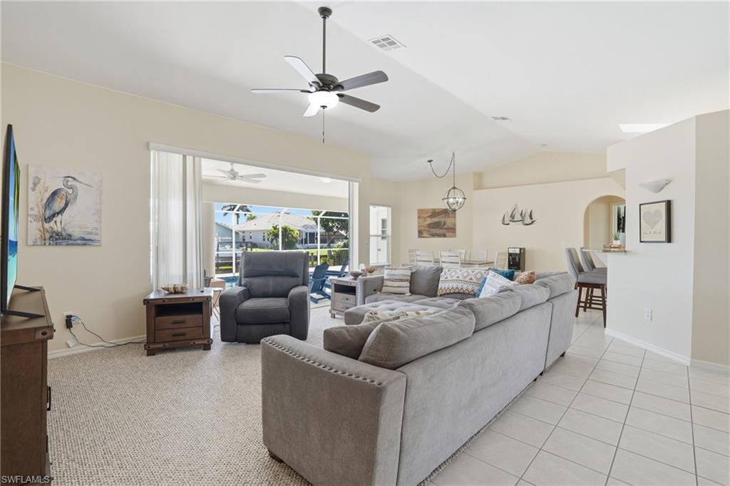 SORRENTO COURT - Residential