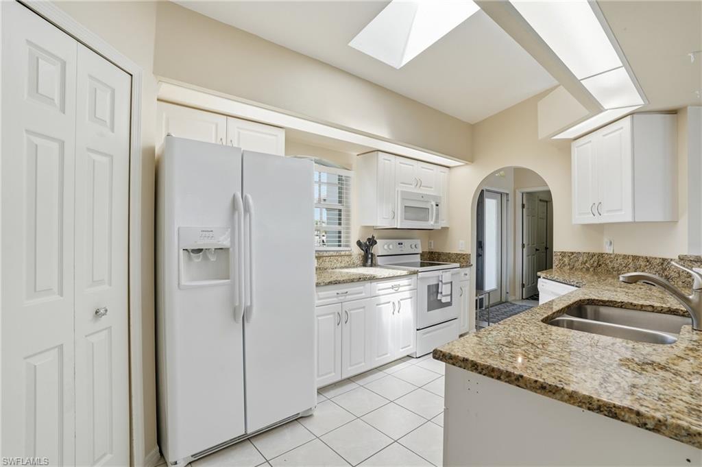 SORRENTO COURT - Residential