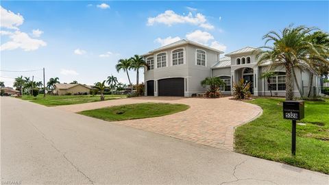 5328 Mayfair CT CAPE CORAL FL 33904