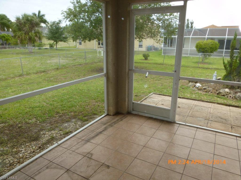 CAPE CORAL - Residential