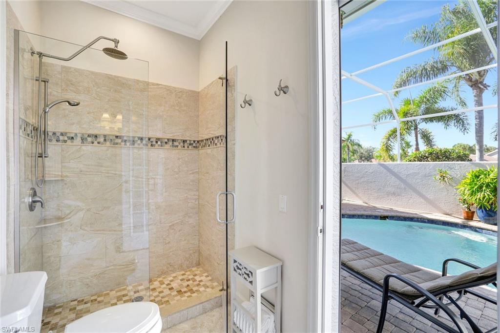 CARLTON LAKES - Residential