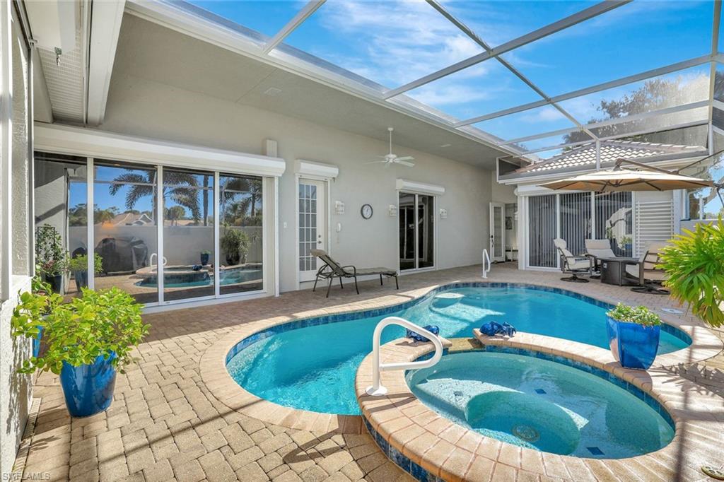 CARLTON LAKES - Residential