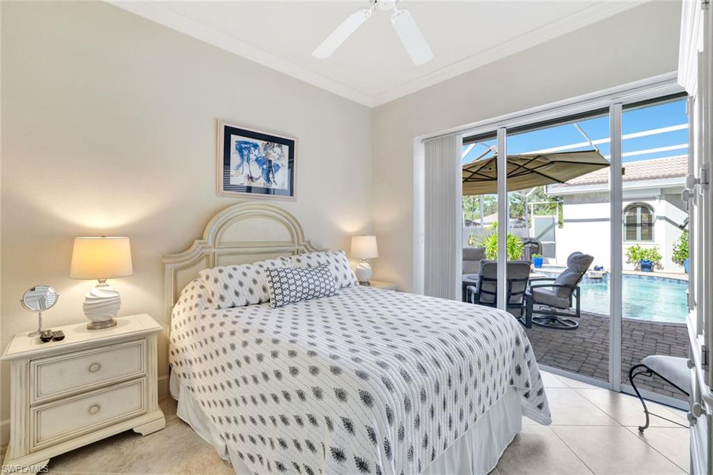 CARLTON LAKES - Residential