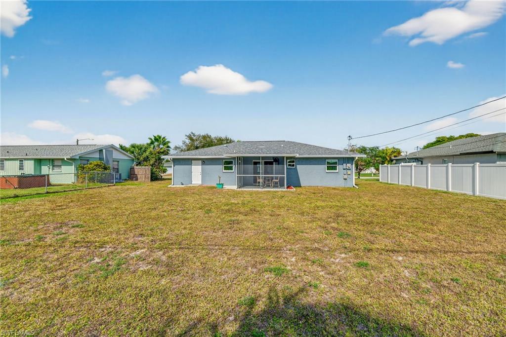 CAPE CORAL - Residential